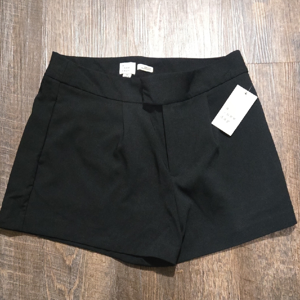 Black Women's Tailored Shorts - Unknown Brand